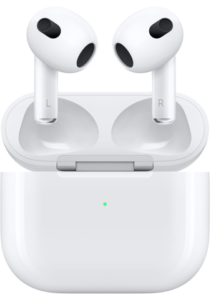 AirPods 3 blancs avec boîtier de charge ouvert